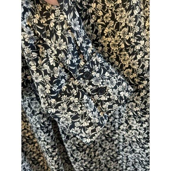 Madison Grey L Satin Top Long Sleeve VNeck Flowy Black/Ivory Floral Print - Picture 4 of 5